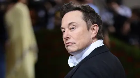 Elon Musk en la Gala MET 2022