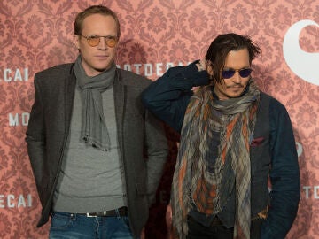 Paul Bettany y Johnny Depp