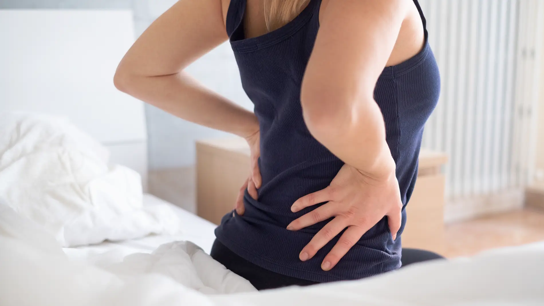 Mujer con dolor de espalda