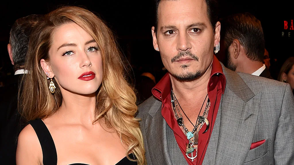 Amber Heard y Johnny Depp Amber Heard y Johnny Depp