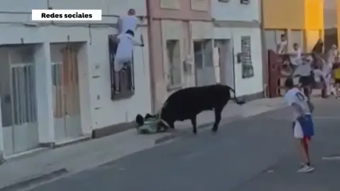 El momento de la cornada El momento de la cornada