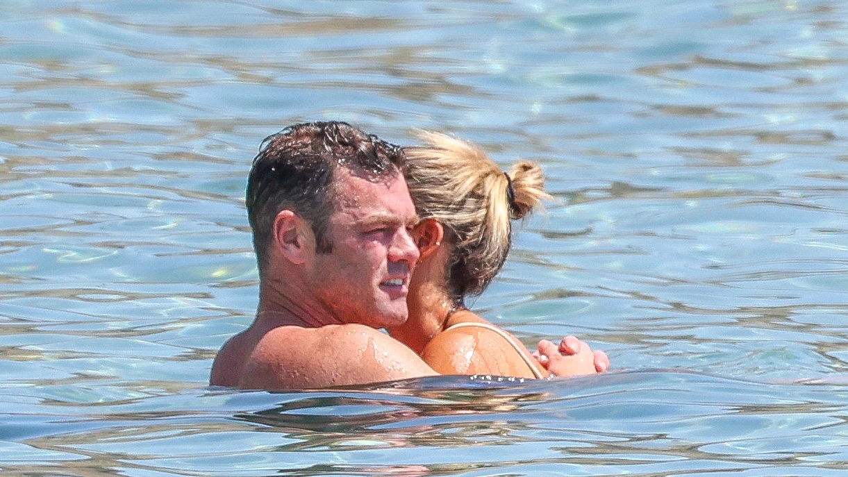 Fonsi Nieto y su novia Maider Barthe Fonsi Nieto y su novia Maider Barthe