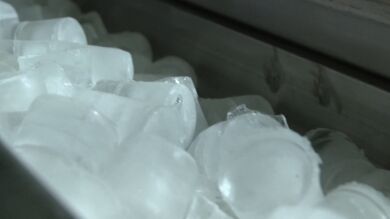 ¿Por qué se limita la venta de hielo en los supermercados de España?
