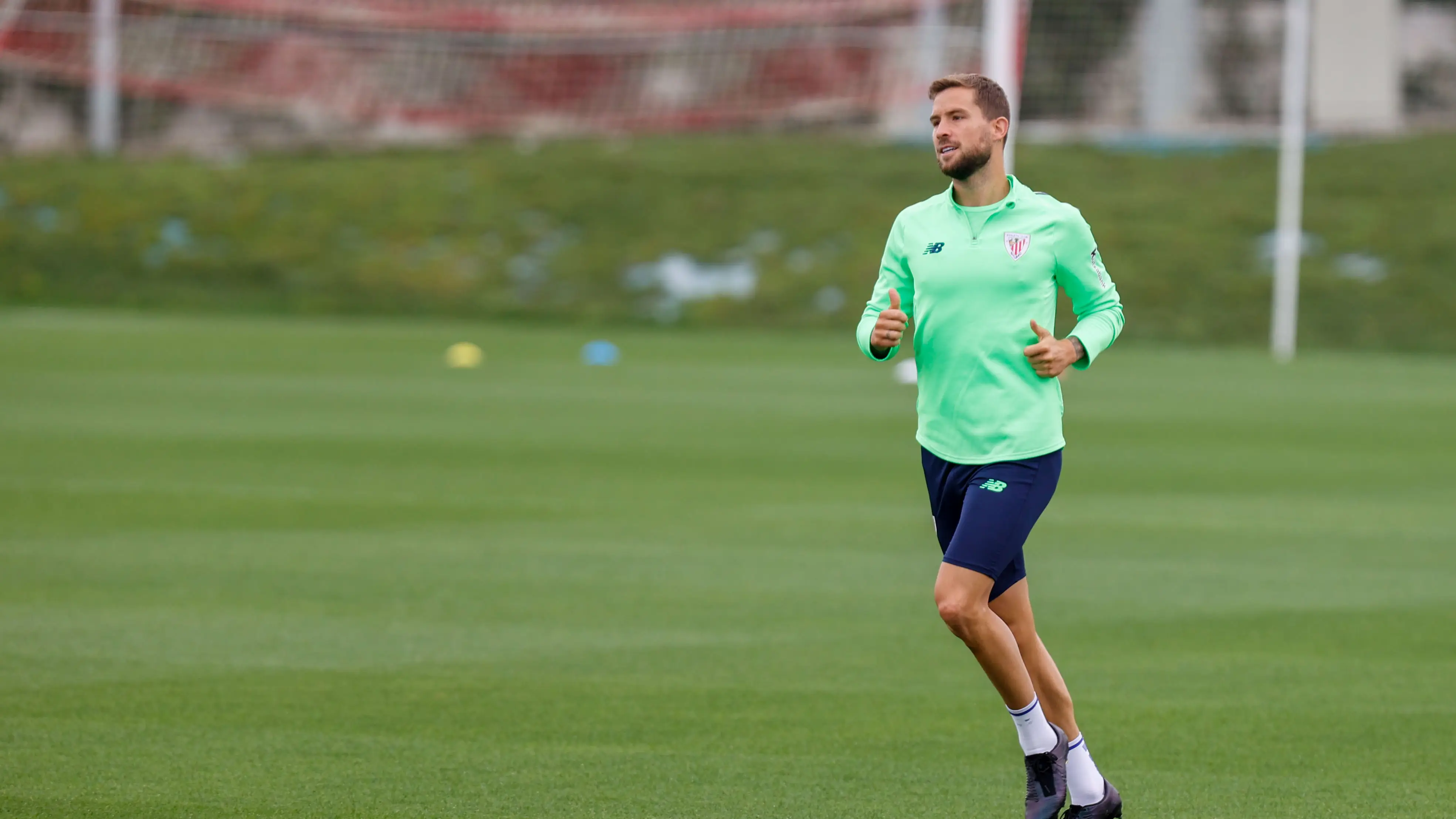 I&ntilde;igo Mart&iacute;nez, en un entrenamiento del Athletic en Lezama