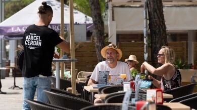 ¿Peligran las tapas gratis en los bares?: 