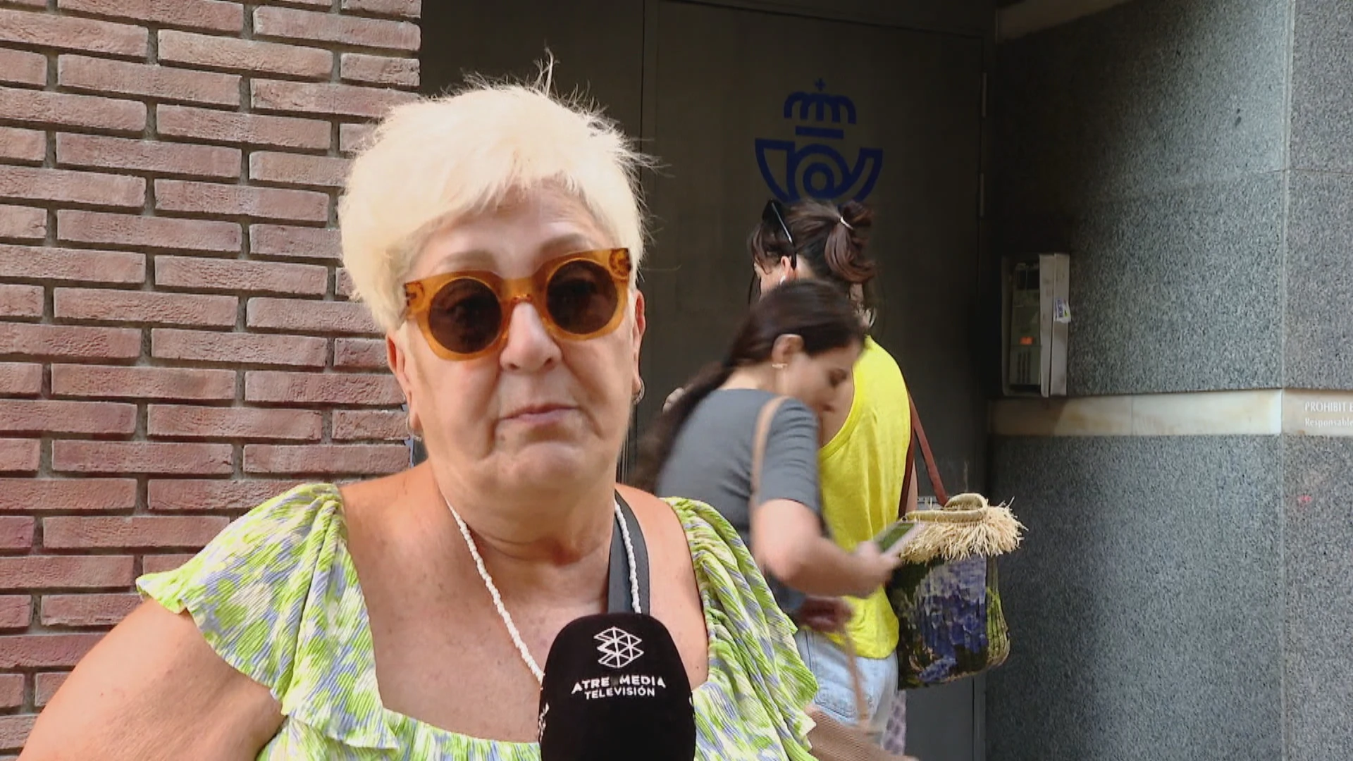 Protestas en la oficina de Correos Protestas en la oficina de Correos