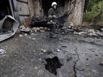 Escombros del ataque ruso en Donetsk