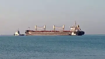 Barco con cereales desde Ucrania Barco con cereales desde Ucrania