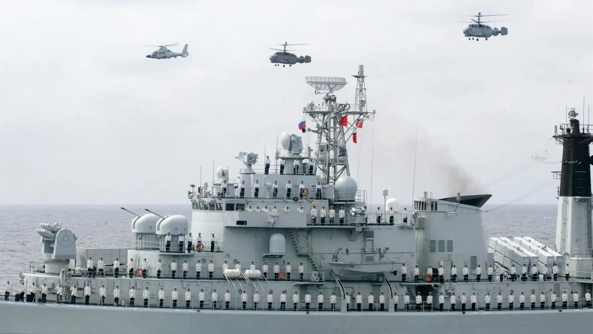 Un navío de la Armada china