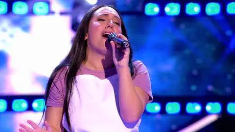 La panadera pilla a Juan Antonio con las manos en la masa La panadera pilla a Juan Antonio con las manos en la masa