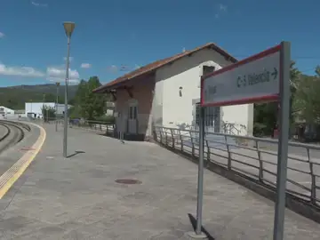 ¿Quién abrió la puerta del tren? ¿Quién abrió la puerta del tren?