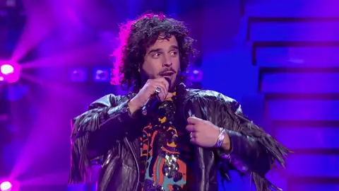 El DJ pone toda su alma pero ralla su propio disco con un flamenco de lo más inusual El DJ pone toda su alma pero ralla su propio disco con un flamenco de lo más inusual