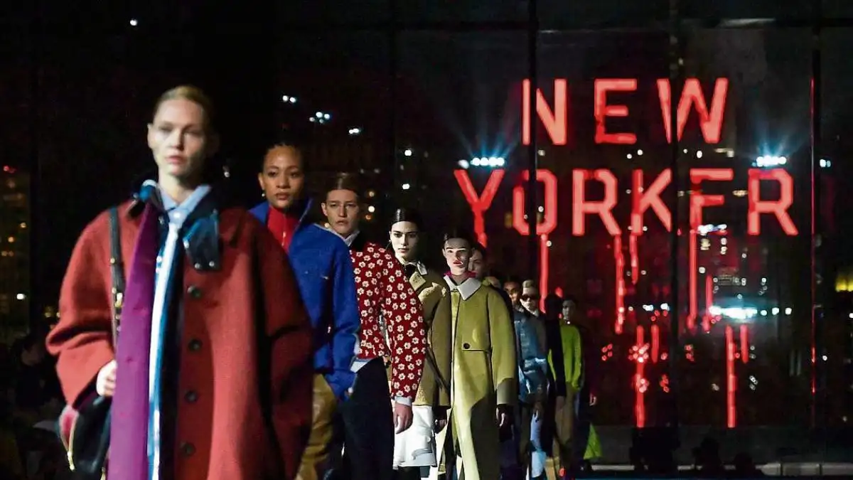 Nueva York desfile 2022 temporada Oto&ntilde;o- Invierno