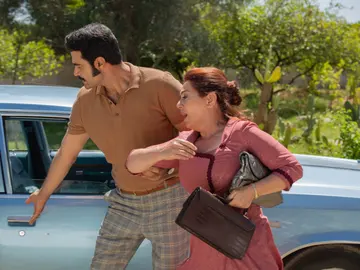 Demir y Sevda en el capítulo 100 de 'Tierra Amarga' Demir y Sevda en el capítulo 100 de 'Tierra Amarga'