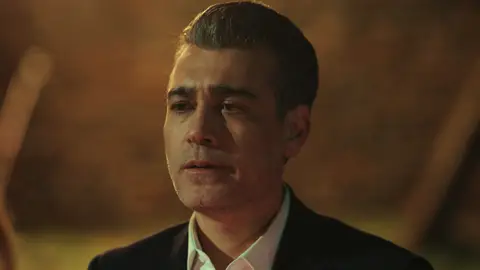 Volkan, confundido ante las palabras de Derin Volkan, confundido ante las palabras de Derin