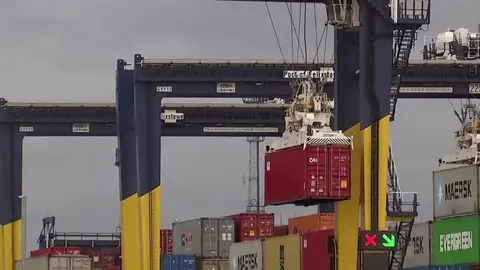 Reino Unido se paraliza: huelgas en trenes, transporte público, correos y puertos Reino Unido se paraliza: huelgas en trenes, transporte público, correos y puertos