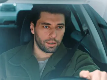 Derin quiere seguir utilizando a Onur para dar celos a Volkan Derin quiere seguir utilizando a Onur para dar celos a Volkan