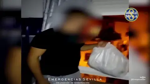 Joven de 19 años en uno de los vídeos que subió a TikTok Sevilla