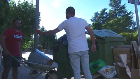 Denuncian la 'okupación' de 7 portales Denuncian la 'okupación' de 7 portales