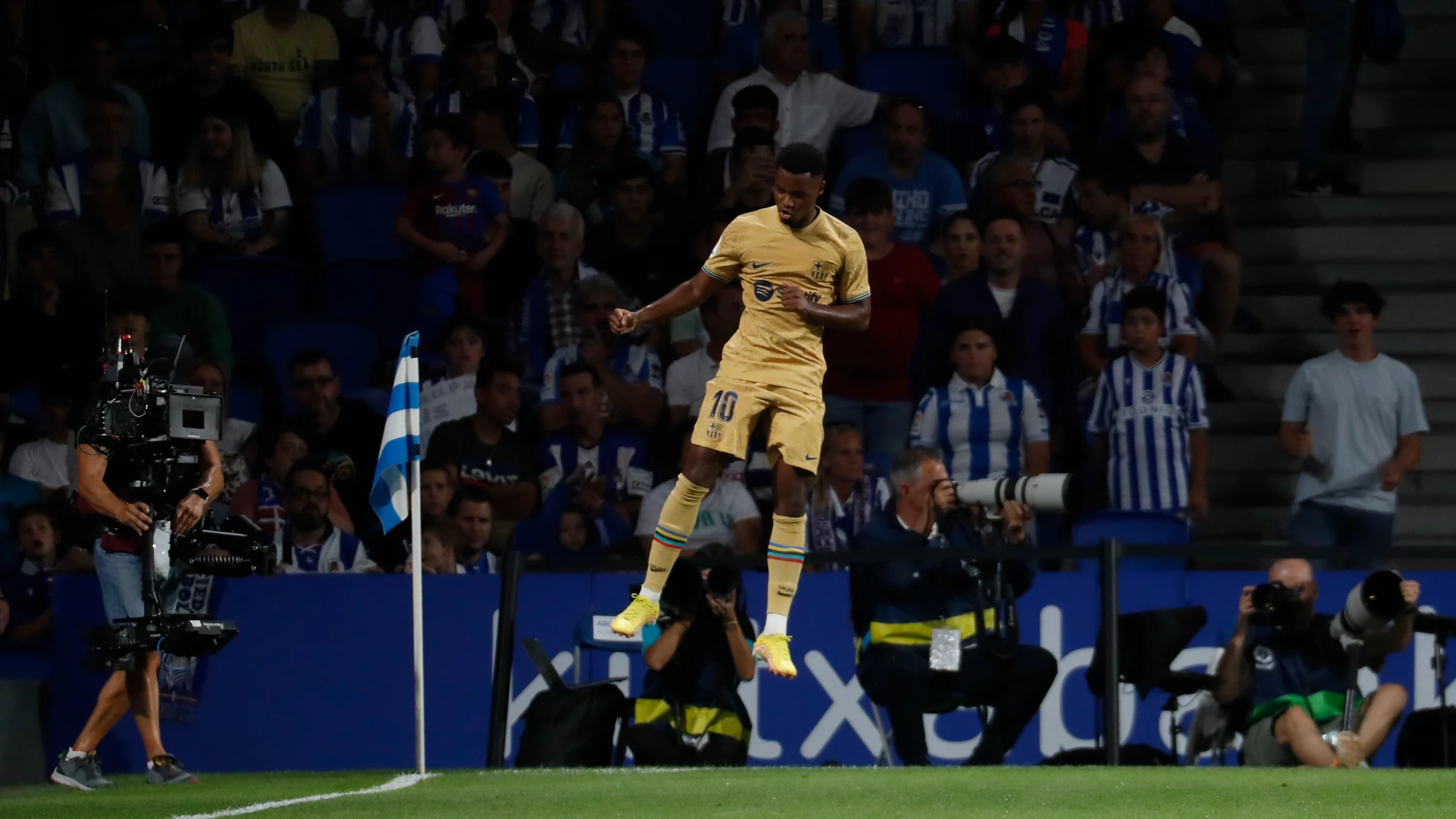 Ansu Fati celebra el gol de 1-4 frente a la Real Sociedad en la 2ª jornada de LaLiga.