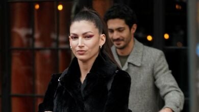 El comentario de Chino Darín a la divertida foto en topless de Úrsula Corberó