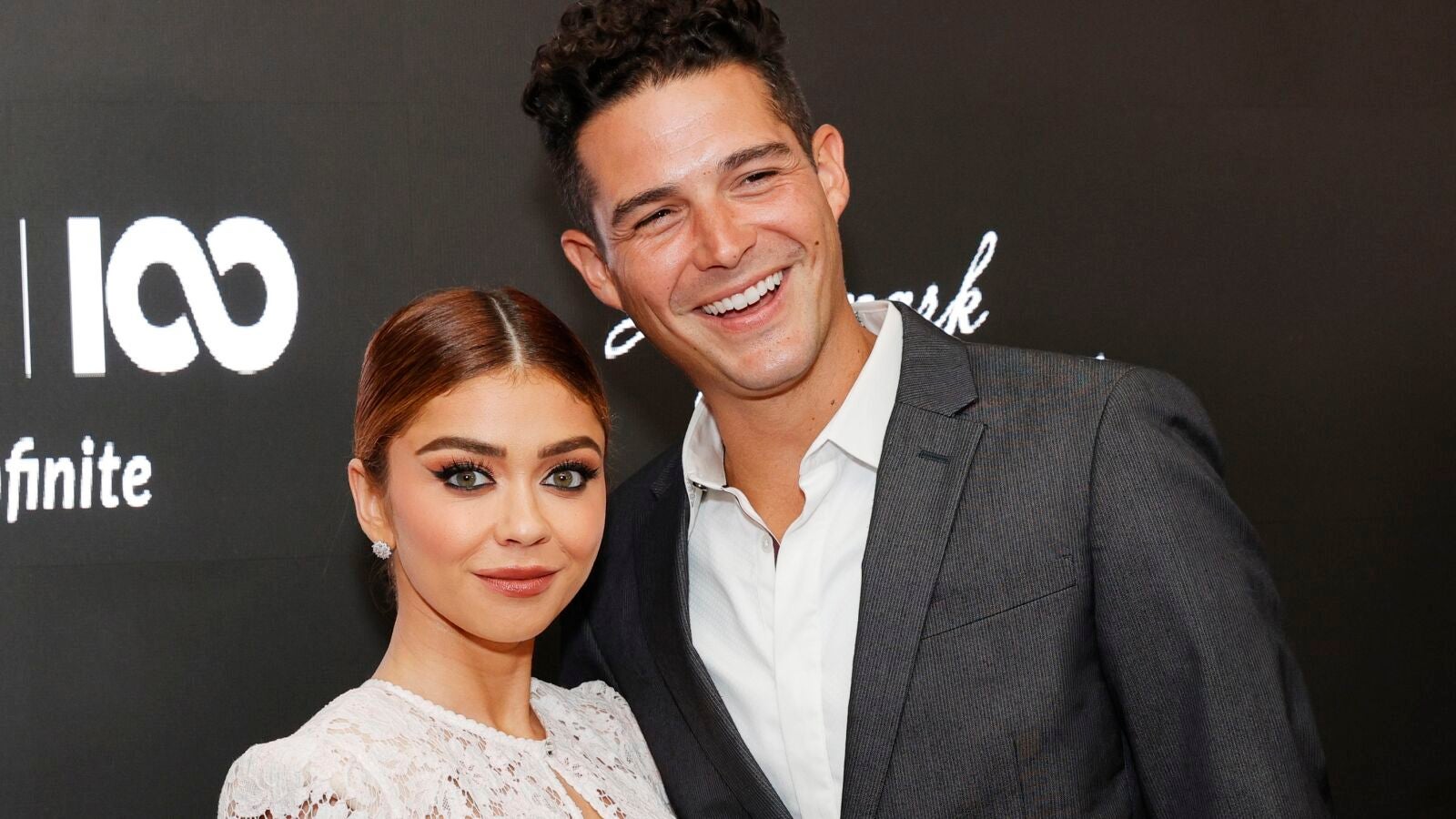 Sarah Hyland se casa y estos son los actores de 'Modern Family' que han ido a la boda 