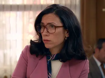 Manolita y Marcelino, preocupados y desconcertados con el sorprendente regreso de Ciriaco Manolita y Marcelino, preocupados y desconcertados con el sorprendente regreso de Ciriaco