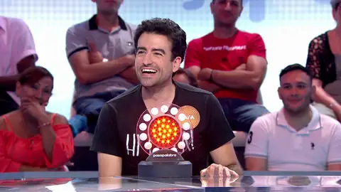 Rafa hasta imita a Stevie Wonder para lograr su victoria más trabajada en ‘La Pista’ Rafa hasta imita a Stevie Wonder para lograr su victoria más trabajada en ‘La Pista’