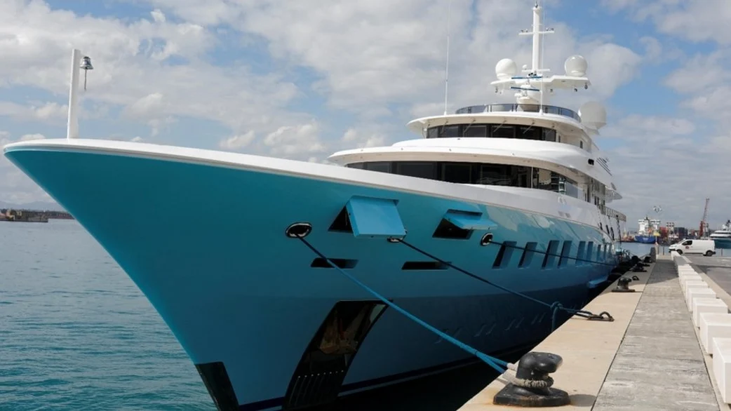 Axioma, el yate de Dmitry Pumpyansky