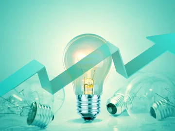 Aumento en el precio de la luz por horas Aumento en el precio de la luz por horas