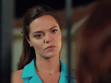 Sevda vuelve a la mansión Yaman para suplicar a Züleyha: ¿Dará su brazo a torcer? Sevda vuelve a la mansión Yaman para suplicar a Züleyha: ¿Dará su brazo a torcer?