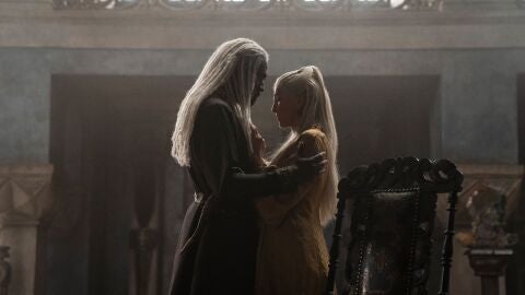 Corlys Velaron y Rhaerys Targaryen en 'La Casa del Dragón' 