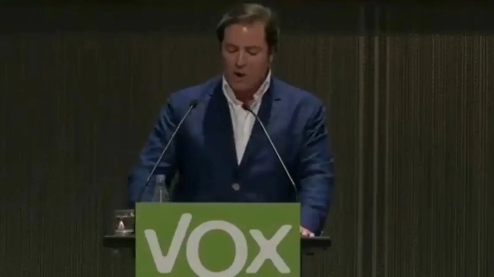 Juan Fernández Baños durante una comparecencia de VOX Juan Fernández Baños durante una comparecencia de VOX