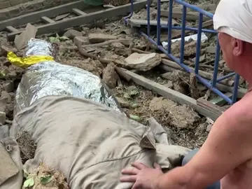 Muere un niño de 11 años en un ataque ruso Muere un niño de 11 años en un ataque ruso