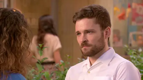 Medina se despide de Sonia: “Voy a empezar una nueva etapa en Galicia” Medina se despide de Sonia: “Voy a empezar una nueva etapa en Galicia”