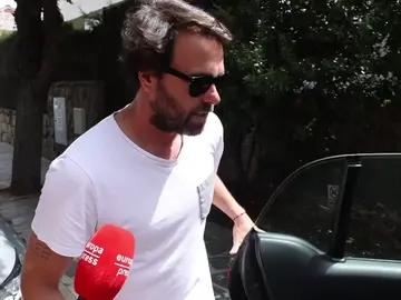 La respuesta de Javier Ungría cuando le preguntan por las fotos de Elena Tablada llorando La respuesta de Javier Ungría cuando le preguntan por las fotos de Elena Tablada llorando