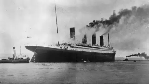 Se encuentran los restos del Titanic Se encuentran los restos del Titanic