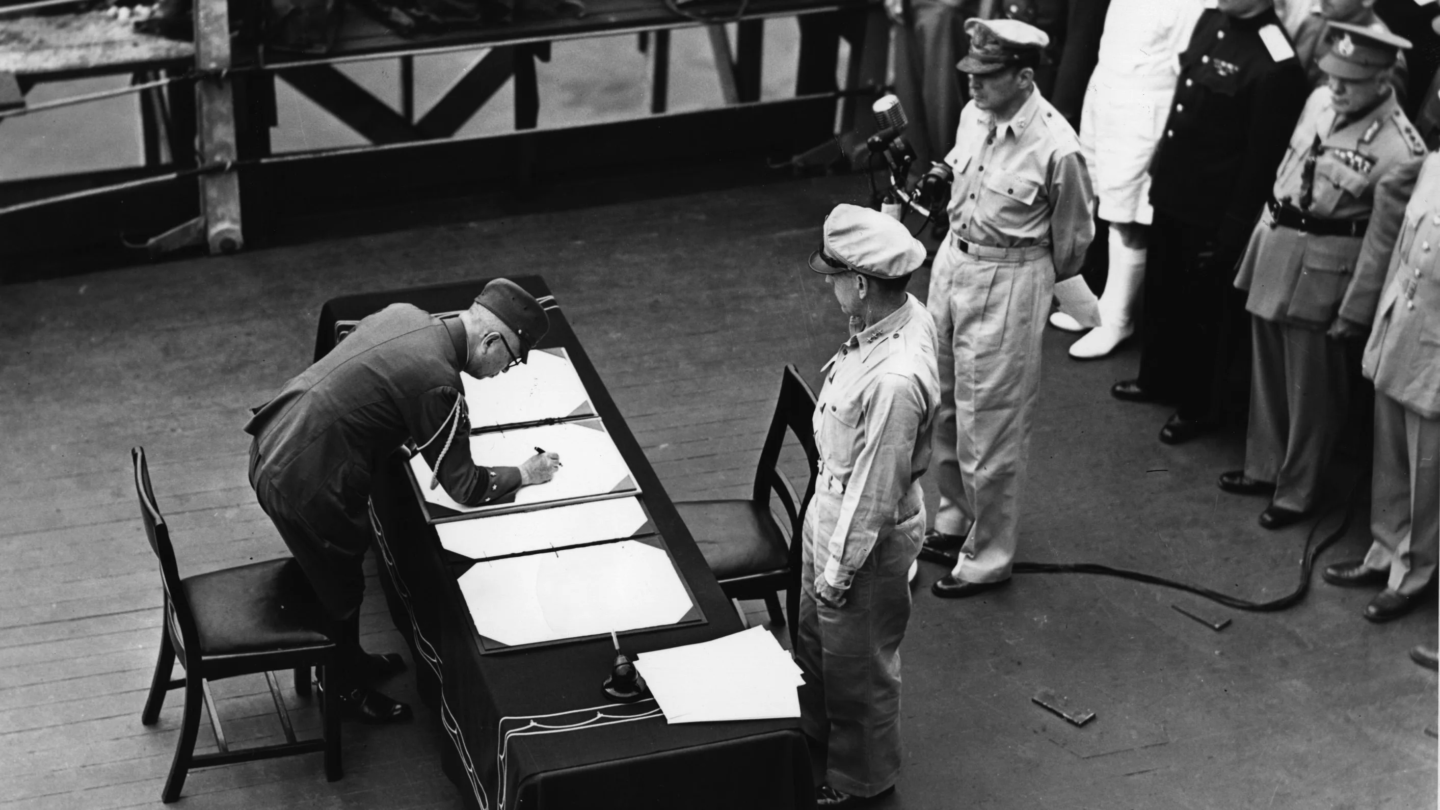 Redición de Japón en la Segunda Guerra Mundial Redición de Japón en la Segunda Guerra Mundial