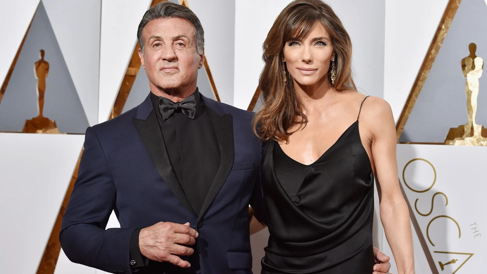 Sylvester Stallone y Jennifer Flavin en la última gala de los Oscar Sylvester Stallone y Jennifer Flavin en la última gala de los Oscar