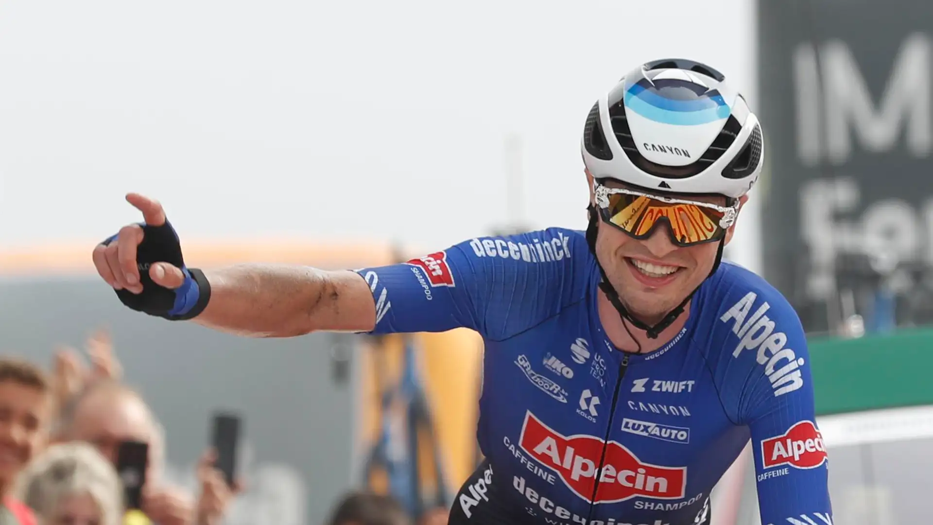 Jay Vine vence en la octava etapa de La Vuelta a Espa&ntilde;a