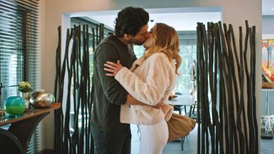 ¡Onur besa a Derin y Pelin lo graba todo a escondidas!