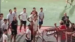 Monchi sale a pedir perdón a la afición del Sevilla tras la derrota en Almería Monchi sale a pedir perdón a la afición del Sevilla tras la derrota en Almería