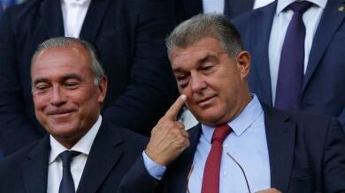 Joan Laporta aparece con un ojo morado en el palco en el partido del Barcelona contra el Valladolid