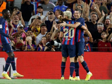 Barcelona - Valladolid: Gol de Roberto, en directo (4-0)