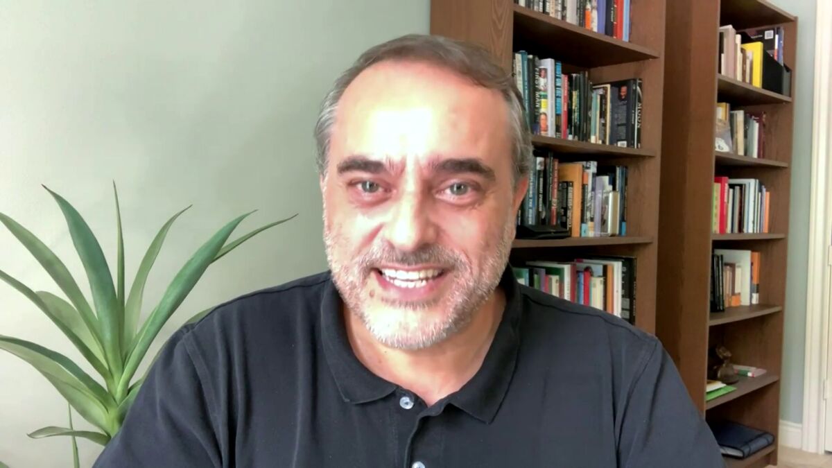 Eduardo García Llama, ingeniero de la NASA: 