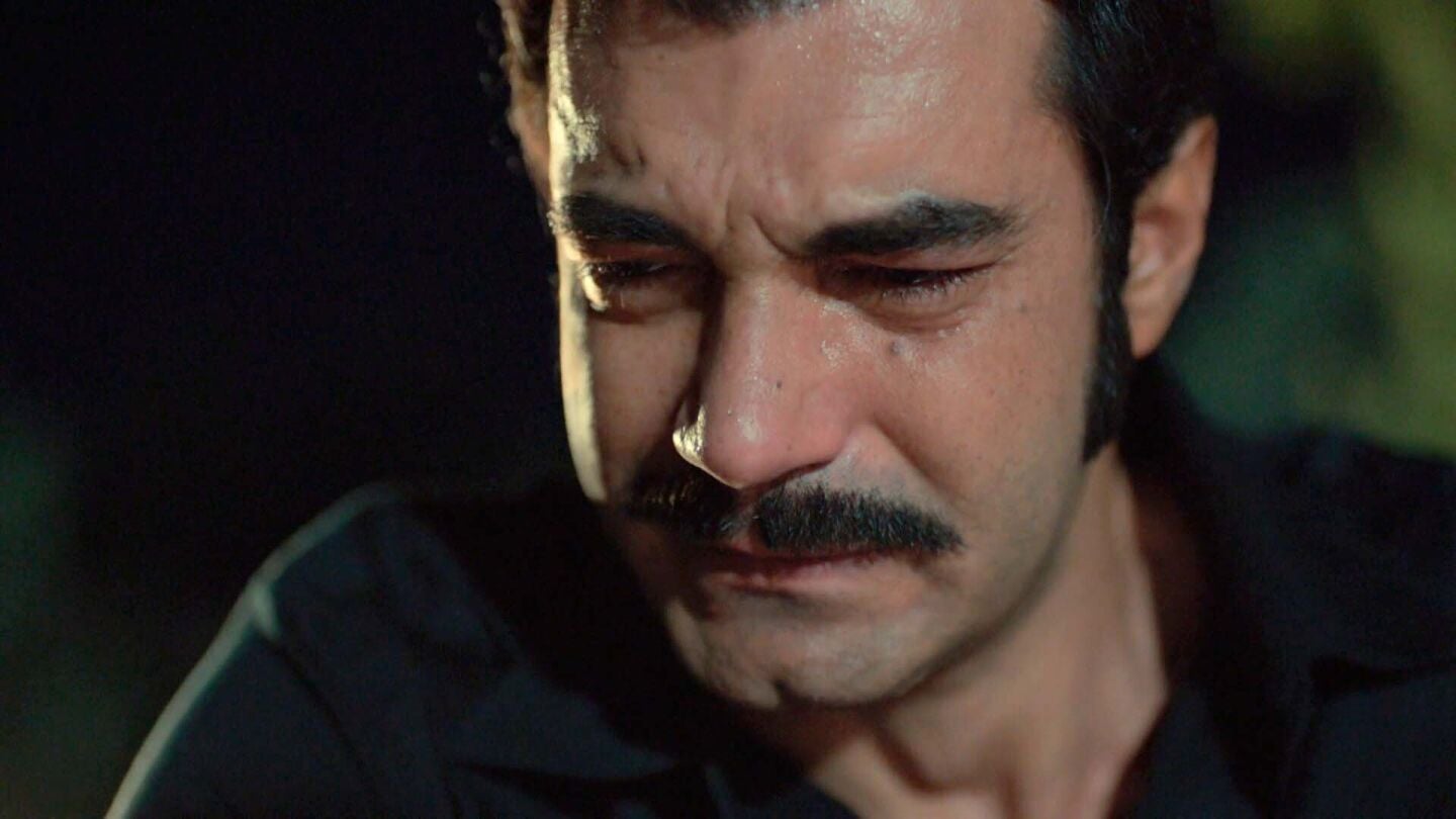 Demir entierra entre lágrimas el cuerpo de Sevda: “Perdóname, esto no debía terminar así"