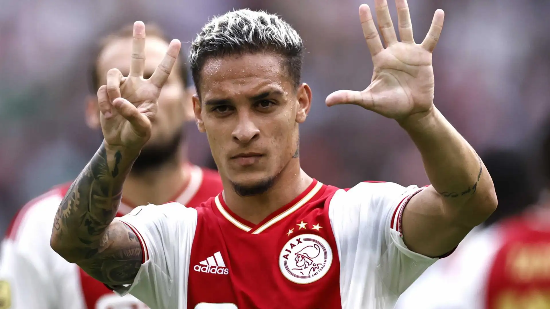 Antony, en un encuentro con el Ajax de Ámsterdam Antony, en un encuentro con el Ajax de Ámsterdam