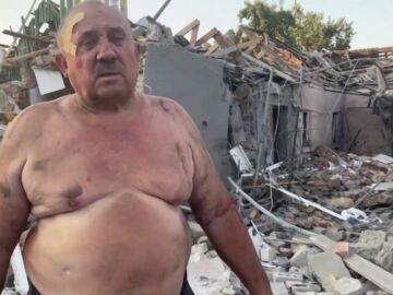 Putin arrasa Mykolaiv: "Mi mujer esta ahi, muerta entre los escombros"