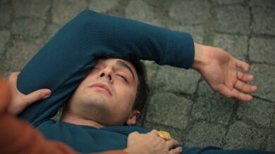 Esta noche en ‘Hermanos’: Ömer, gravemente herido tras ser atropellado por Nebahat
