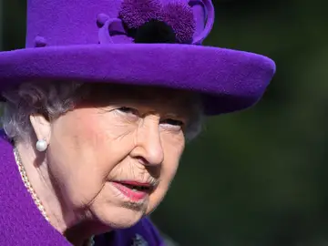 Reina Isabel II Reina Isabel II